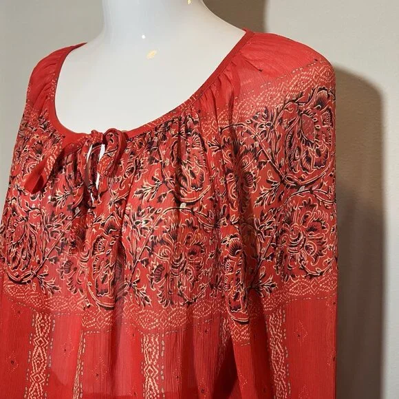 LUCKY BRAND  Women Top BLOUSE Size Large KEYHOLE NECK RED SEMI SHEER Peasant - Picture 10 of 11